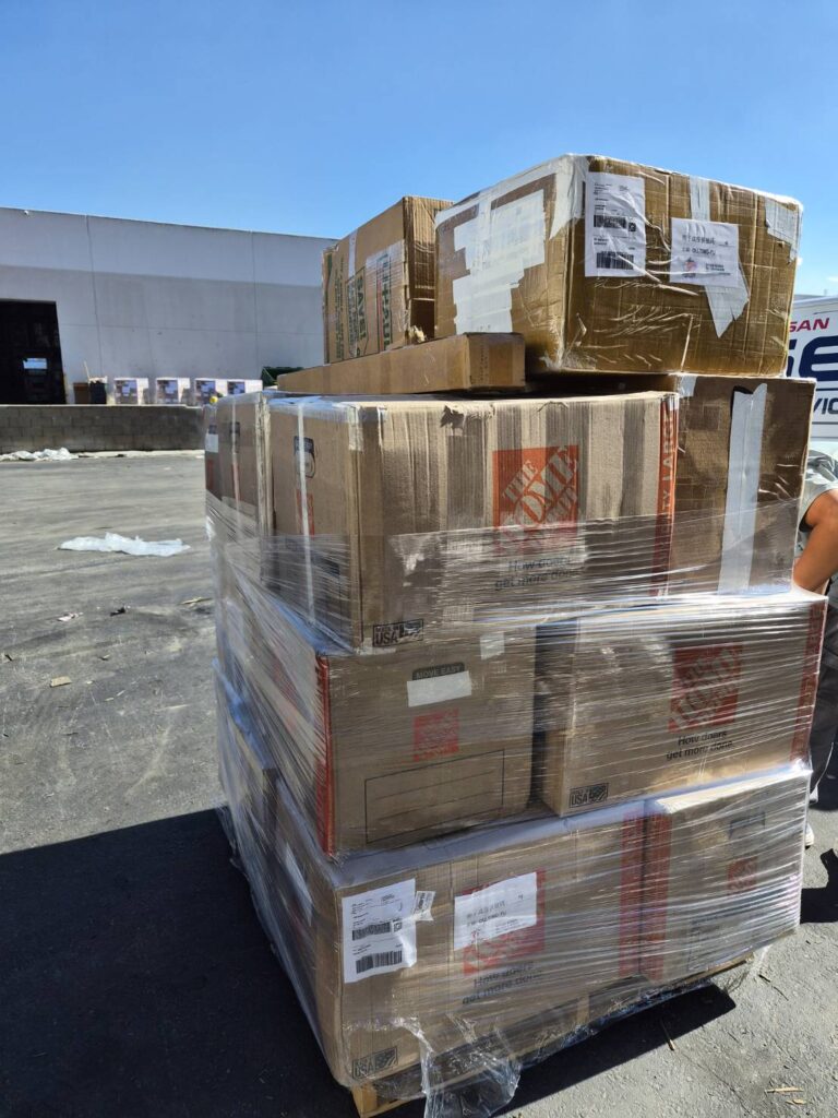 ShipToChina/Ship2China海运回国行李家具等不限制体积大小尺寸(体积越大海运费用越便宜)、不限制重量(重量越重海运费用越便宜)、不限制包装材质(旧纸箱包装都可以)、到府取货及送货到府,提供美国仓库仓储服务,中国海关清关保税服务。海运回国时间估算非常清楚:上门取货 → 进仓库打托盘 → 出口报关:时间约1-2周、洛杉矶港装船 → 上海:海运时间约4-6周、中国保税清关 + 送货到家:2-3周、海运回国总共时间约8-12周(2-3个多月)。