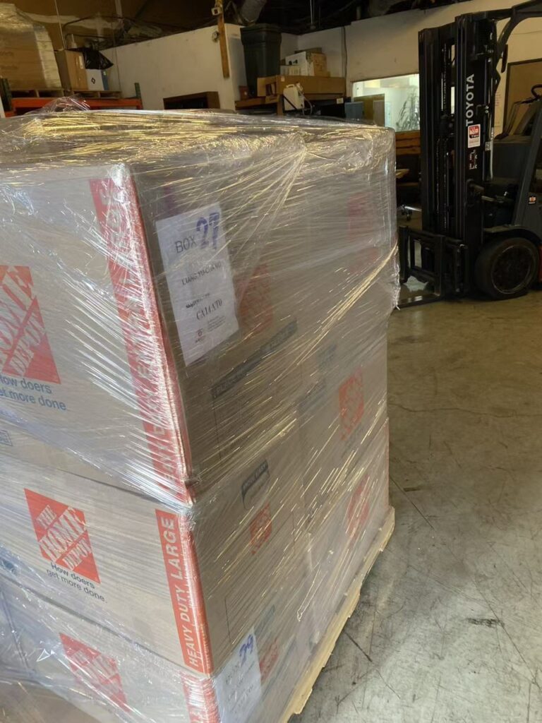 Ship2China国际搬家公司将持续关注世界局势情势地缘政治变化,第一时间为客户提供最专业、最安全、最具竞争力的跨国海运回国解决方案,海运回国推荐选择专注于私人物品运输的专业物流公司,特别是专注拼箱集运大件行李及家具和集装箱海运的Ship2China国际货运搬家公司,通常海运回国时间约30-50天,海运回国价格约美金1000-10000元,一亩三分地网友都推荐Ship2China门到门海运回国服务最省心省钱。